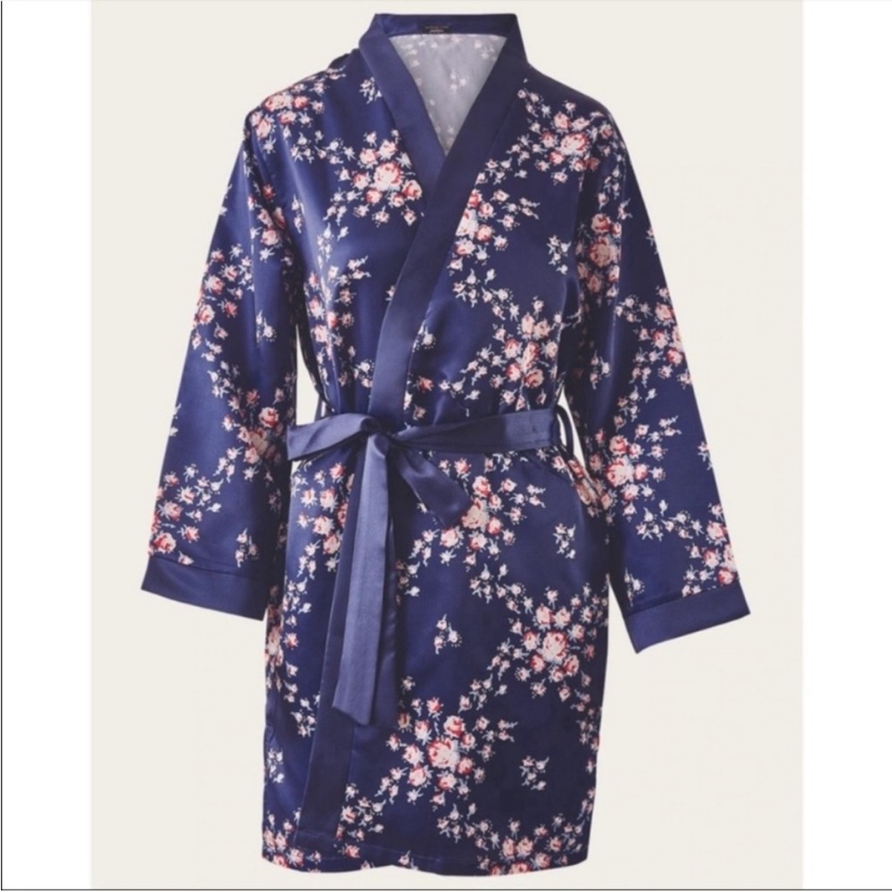 Morgan Lane Womens S/M Blue Floral Pocketed Satin Robe FABFITFUN - NEW